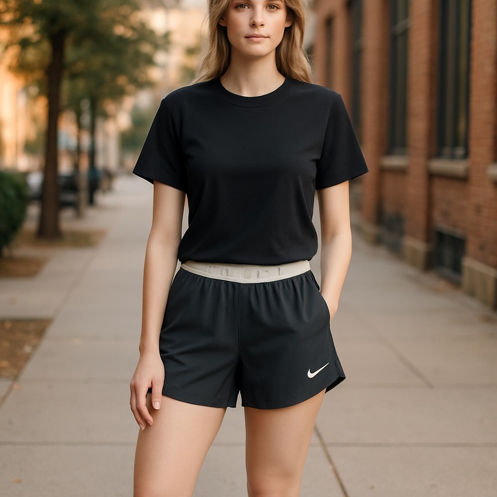 Nike Dri-Fit Gray 2-in-1‎ Running Shorts  Women Size L #232